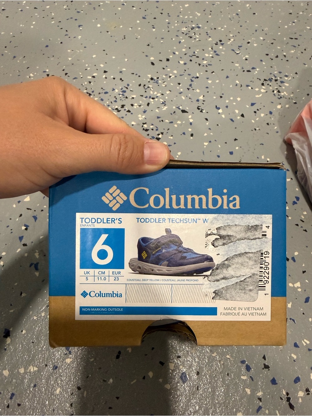 NWT toddlers Columbia sandals size 6